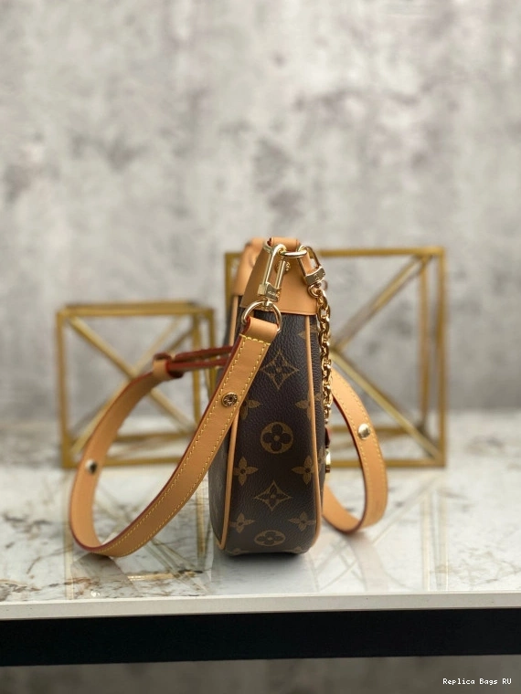Affordable VUITTON LOOP LOUIS 0713